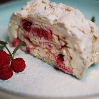 Меренговый рулет