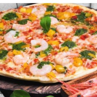 Pizza De Gambas (Grande) con bebida lata gratis