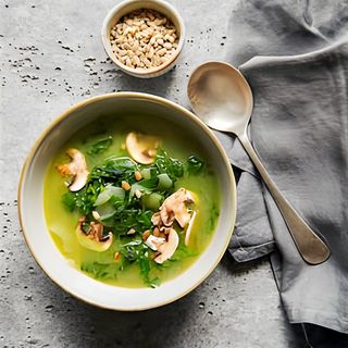 Спаначена супа с гъби (300г)