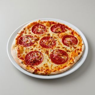 Pizza De Salami (33 Cm.)