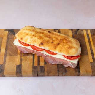 Mosa Loma pršuta sendvič