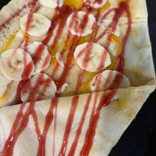Crepe Con Sirope De Frutas Del Bosque