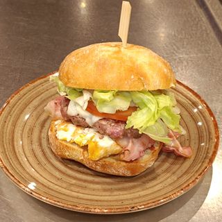 Hamburguesa Completa (190 G.)