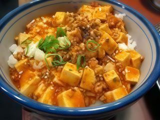 169. Mabotofu sobre arroz estofado de tofu con cerdo
