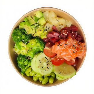 salmón atun poke bowl