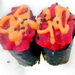 Nigiri Gunkan De Spicy Atún (2 Uds.)