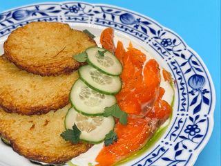 Деруни з лососем (250g)