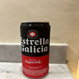 Cerveza Estrella Galicia (33 Cl.)