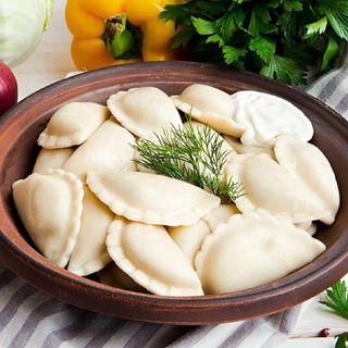 Вареники з картоплею та шкварками (200 г)