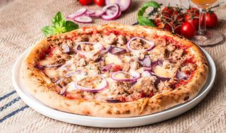 Pizza De Atún (35 Cm.)