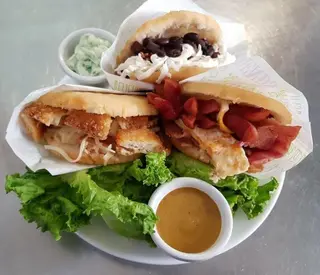 Arepitas Fritas Con Queso Asado Y Nata (6 Uds.)