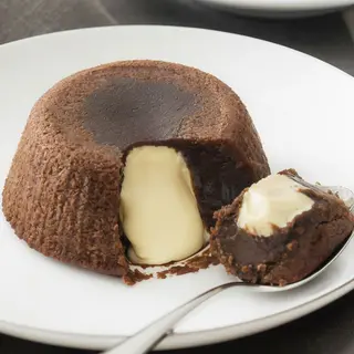 SOFFLE NERO CON CIOCCOLATO BIANCO