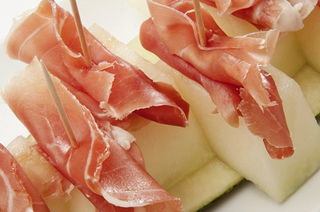 4. Melón Con Jamón Serrano