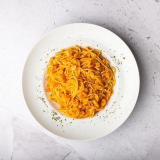 Tjestenina s kozicama