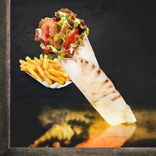 Шаурма з курятиною та картоплею фрі (300/100г)