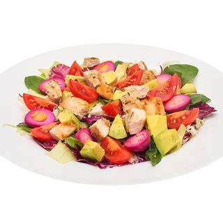 Salata cu piept de pui 350g