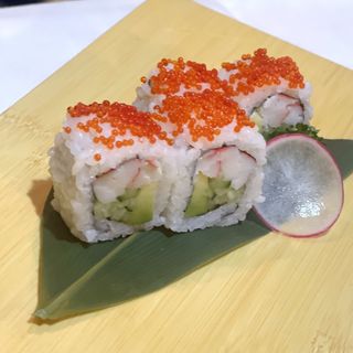 88B-Uramaki Tobiko