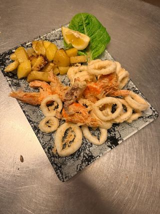 Frittura di calamari e gamberi