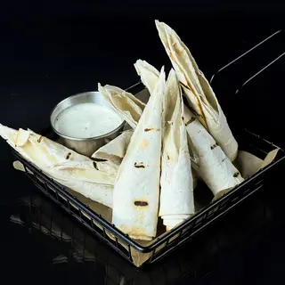 Сирні палички гриль у лаваші з соусом (180г)