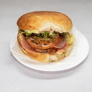 Hamburguesa De La Casa