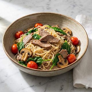 Spaghetti di soia con vitello e verdura