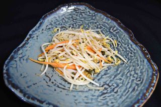 164. Germogli di soia saltati