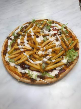Pizza döner kebab patatine