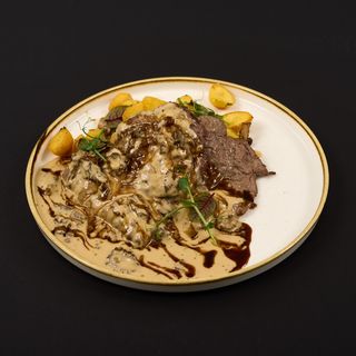 Goveđi bajar u sosu od smrčka