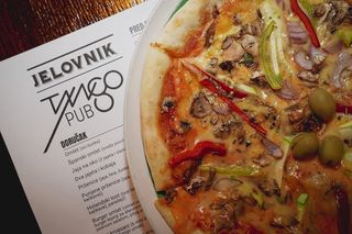 Vegeteriana pizza 33cm