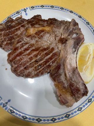 Costata di manzo alla griglia
