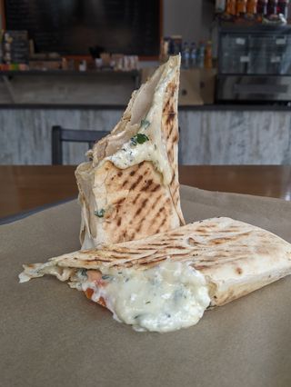 Лаваш з моцарелою (350г)