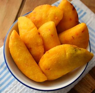 Empanada pabellón criollo 
