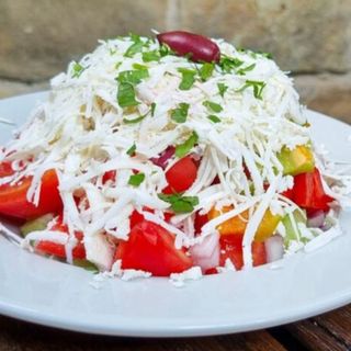 Шопска салата (400г)