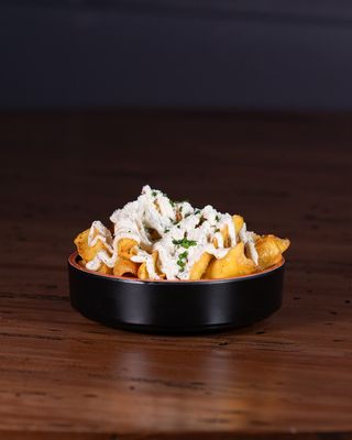 Patatas con Mayonesa de Trufa & Parmesano