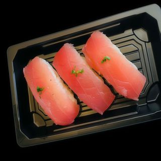 Nigiri de atún (3 pzs.)