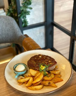 Pljеskаvicа Komanda