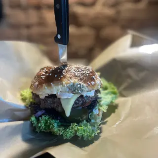 Happy Burger 