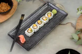 Spicy shrimp roll