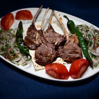 ცხვრის ნეკნები გრილზე