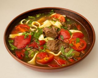 Лагман з телятиною (350г)