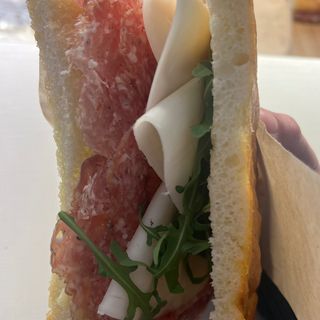 Focaccia Chamberino Salami