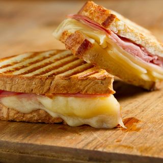 Tosta de Queijo e Fiambre