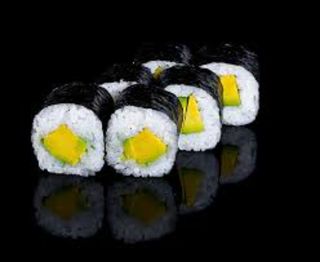 Макі з манго