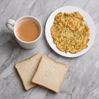 Bread & Omelet with Tea