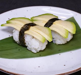 83. Nigiri De Aguacate (2 Uds.)