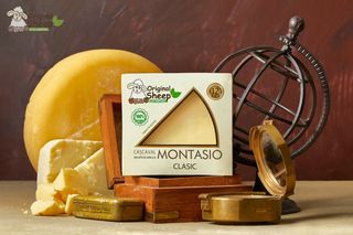 Cașcaval Montasio din lapte de oi și caprine, clasic 