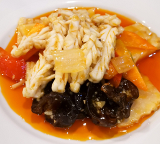 Lulas com Bambú e Cogumelos