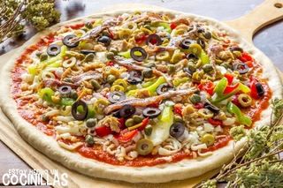 14: PIZZA LEON  FAMILIAR 