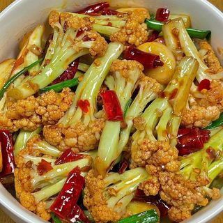 Coliflor Salteada Picante