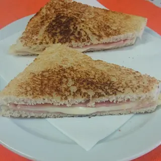 Sándwich mixto